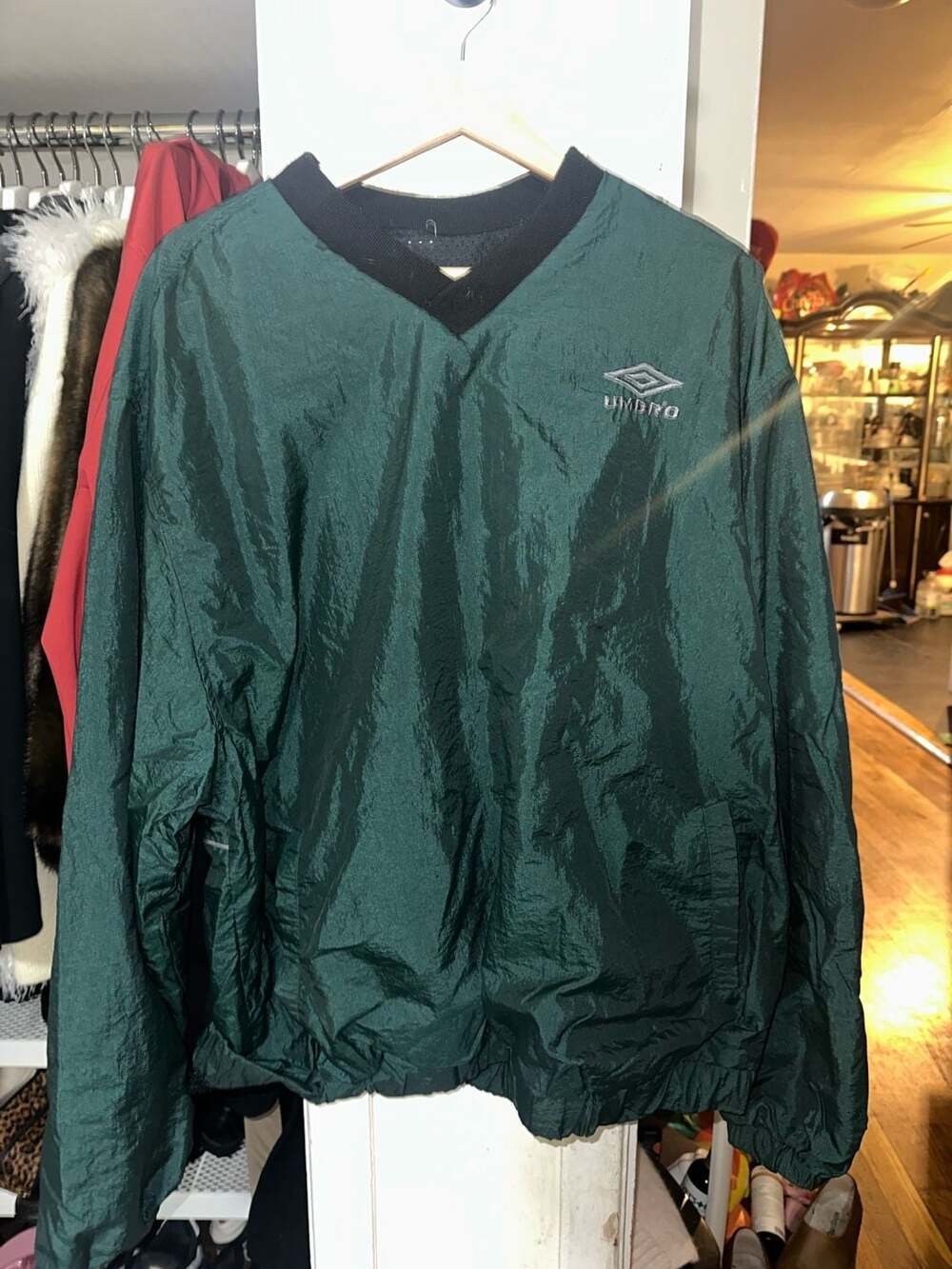 Umbro Reversible V-Neck Pullover Windbreaker Jacket